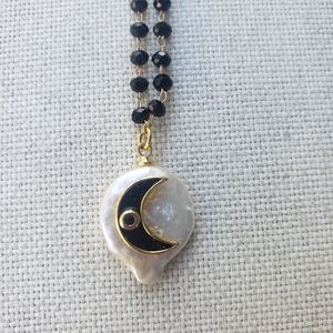Handmade Enamel Moon freshwater pearl necklace